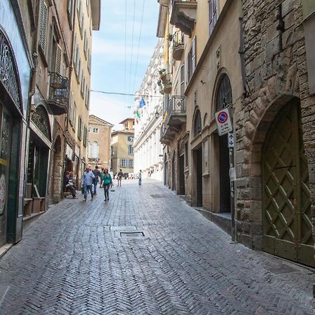 Casa Vacanze Gombito 4 Bergamo Alta 外观 照片
